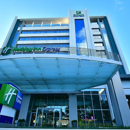 Holiday Inn Express Asuncion Aviadores , An Ihg Hotel Exterior photo