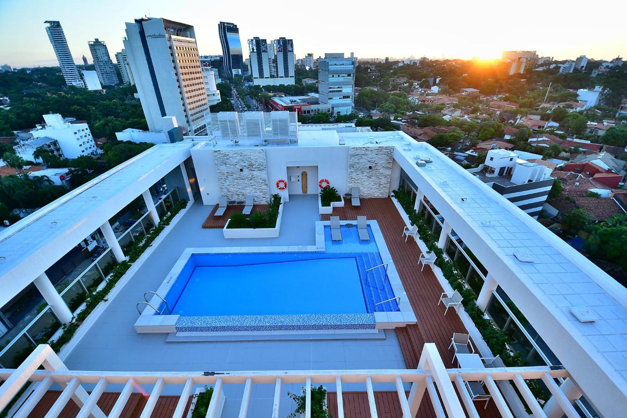 Holiday Inn Express Asuncion Aviadores , An Ihg Hotel Exterior photo